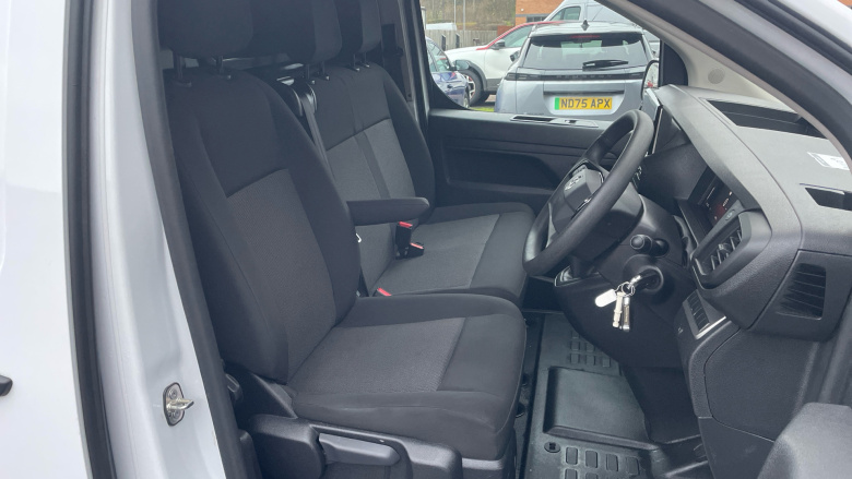 Vauxhall Vivaro L2 Diesel 1.5 Turbo D 120 Prime H1 Van